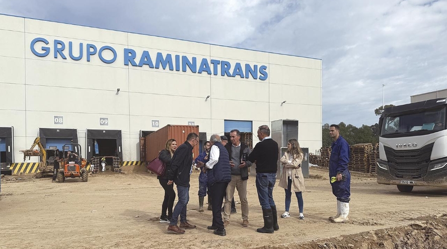 Robert Raga y Salvador Navarro visitaron los polígonos afectados.