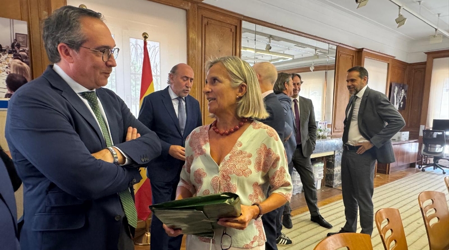 PortCastelló desgrana sus ventajas ante los empresarios de El Cairo