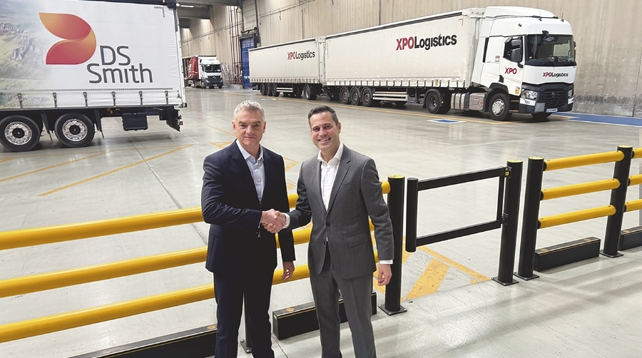 El vehículo cubre la ruta entre Catalunya y la Comunitat Valenciana.