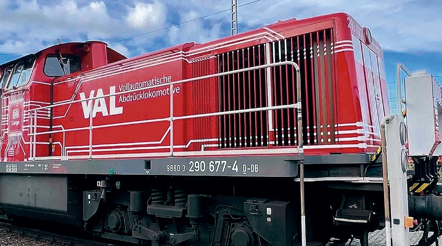 Una locomotora de DB Cargo sirve de vehículo de pruebas para sensores y automatización en operaciones de maniobras. Foto DB Cargo AG.