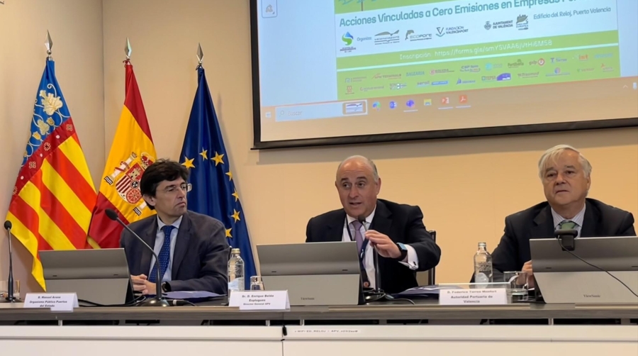 La conexión eléctrica de los barcos supone multiplicar por cinco la potencia instalada en los puertos