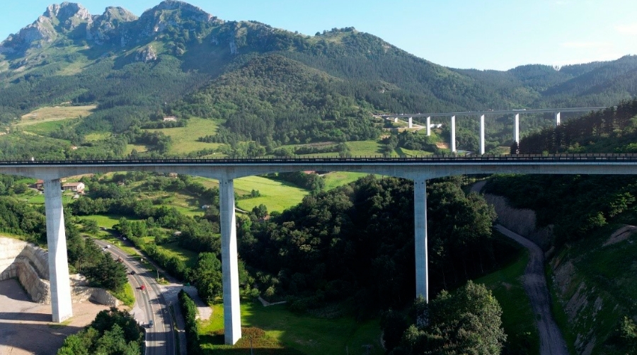 Viaducto de Goikoa (Y Vasca).