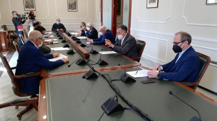 &quot;Este alcalde nunca he estado en contra de la Ampliaci&oacute;n Norte del Puerto de Valencia&quot;
