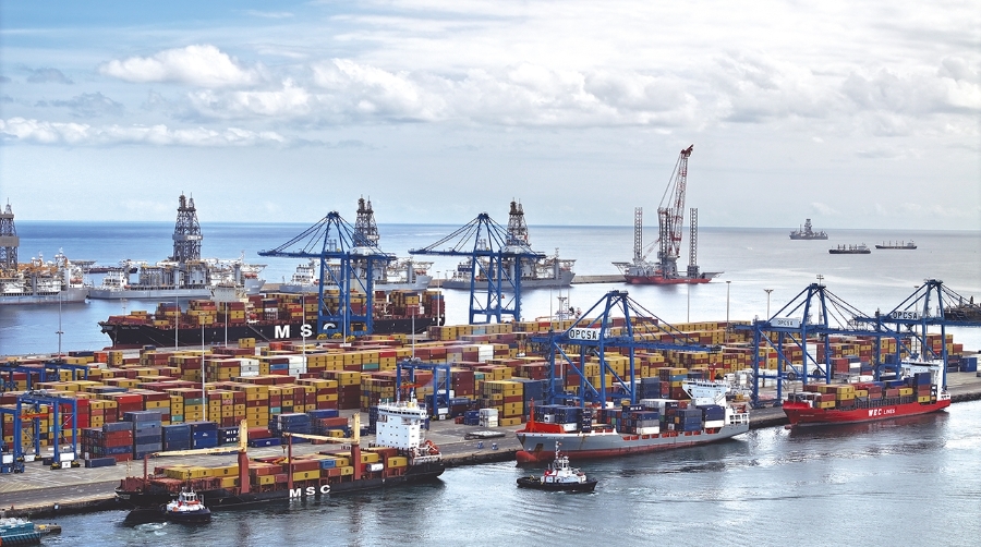 El tráfico de contenedores entre enero y noviembre en los puertos gestionados por la Autoridad Portuaria de Las Palmas superó los 1,42 millones de TEUs.