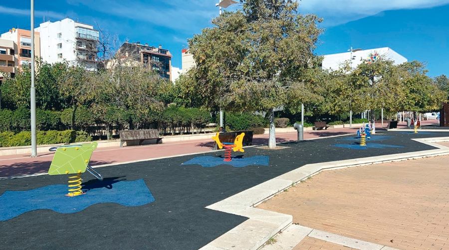 PortCastell&oacute; invierte 60.000 euros en el Moll de Costa para impulsarlo como zona de ocio