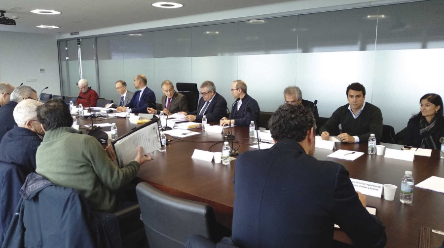 Jos&eacute; Joaqu&iacute;n Su&aacute;rez Costa reuni&oacute; ayer al Consejo de Navegaci&oacute;n y Puerto.