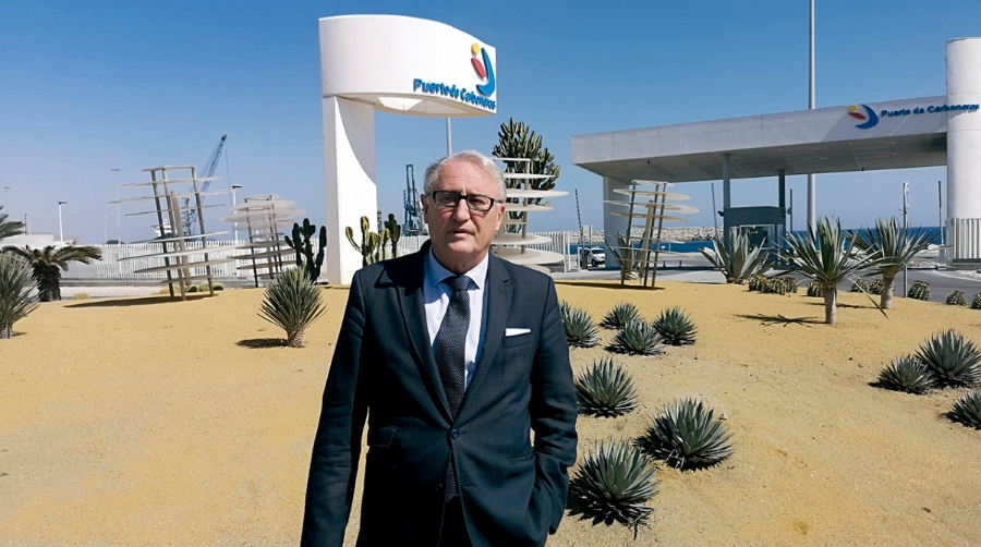 &ldquo;Un puerto sin conexi&oacute;n con el ferrocarril est&aacute; abocado a no seguir creciendo&quot;