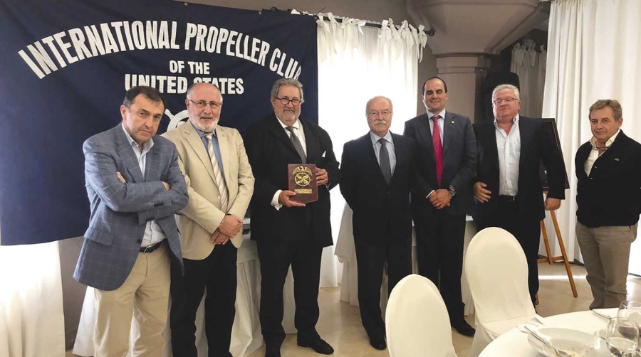 Javier Vidal hace un recorrido por la historia de la estiba en el Propeller de Algeciras