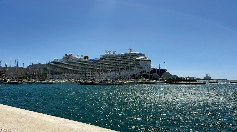 Cartagena prevé 28 escalas y 29.000 pasajeros de cruceros durante el mes de abril