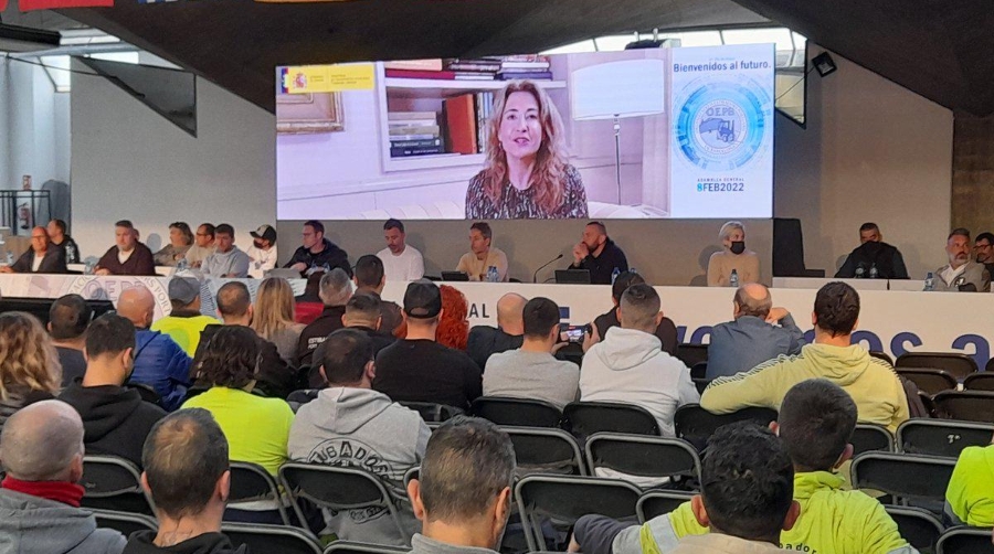 Sánchez defiende la compatibilidad de la reforma de estiba con la normativa europea