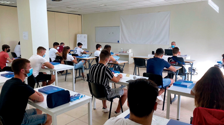 Este nuevo curso va a permitir a aquellos que logren la certificaci&oacute;n poder optar al Permiso C antes de los 21 a&ntilde;os.