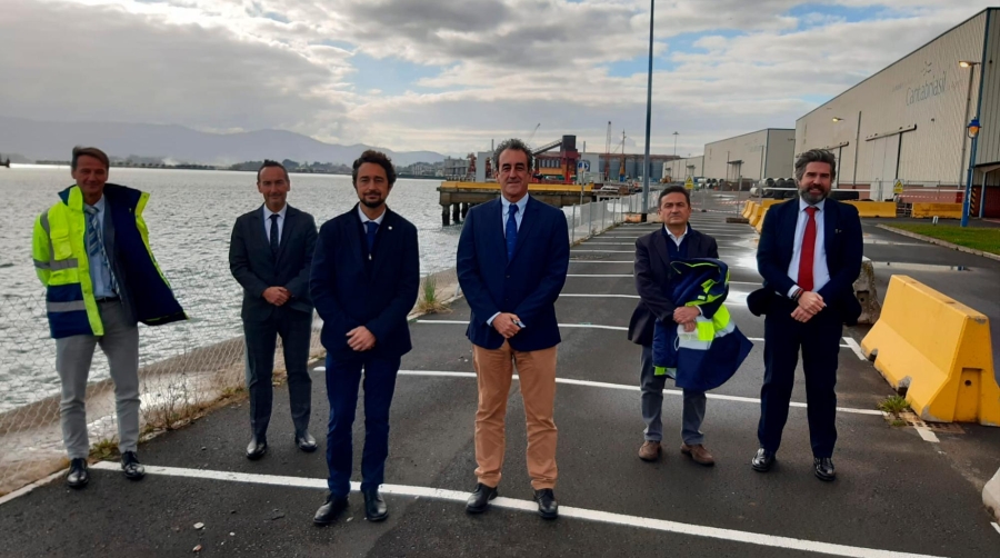 Martín y Calvet señalan al ferrocarril como “asignatura pendiente” en los puertos españoles