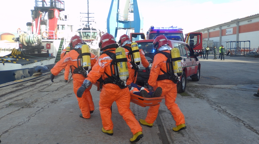 PortCastell&oacute; acoge un simulacro de fuga de amoniaco