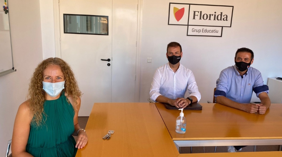 Javier Altur y Sergio Altur, director general de Alpesa y Upalet respectivamente, mantuvieron ayer una reuni&oacute;n con la directora del &aacute;rea de Empresa y la responsable del grado de Log&iacute;stica de Florida Universit&agrave;ria, Rafaela Pizarro, y acudieron a su primera reuni&oacute;n del Consejo Asesor de Log&iacute;stica.
