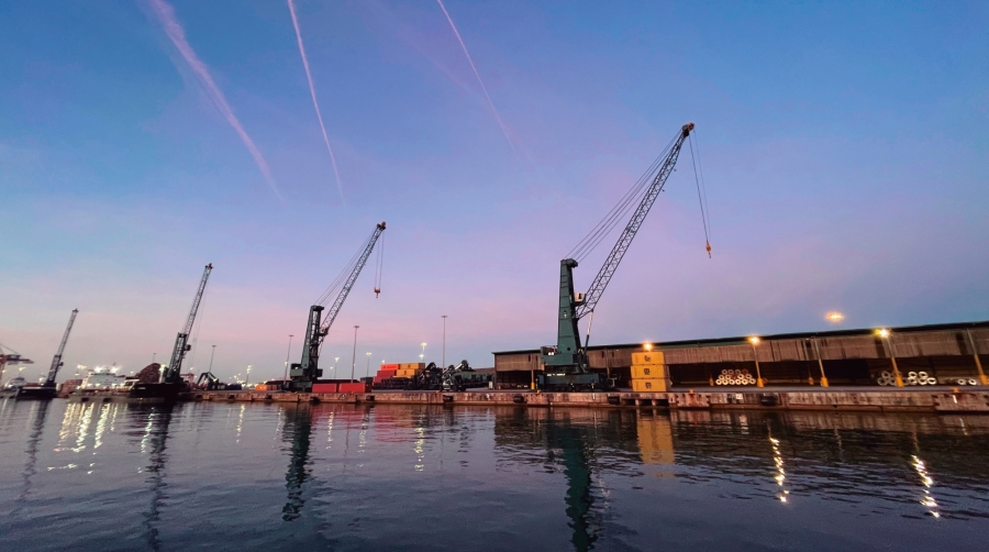 Port de Barcelona da continuidad a la carga general como tráfico estratégico para el recinto