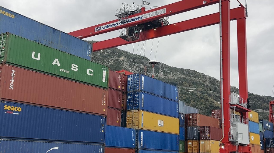 Imagen de la unidad entregada a Salerno Container Terminal.
