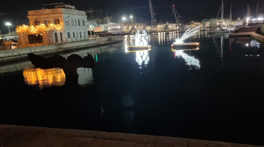 El Puerto de Cartagena prepara su iluminación navideña con una inversión de más de 37.000 euros