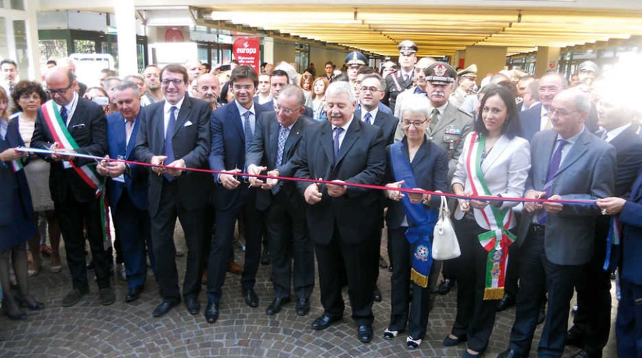 Espa&ntilde;a muestra en Cersaie la fortaleza de su industria cer&aacute;mica y su vocaci&oacute;n exportadora