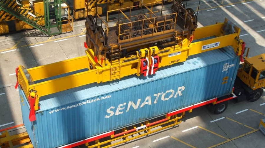 TEC Container distribuir&aacute; en Espa&ntilde;a los spreaders telesc&oacute;picos de RAM Spreaders