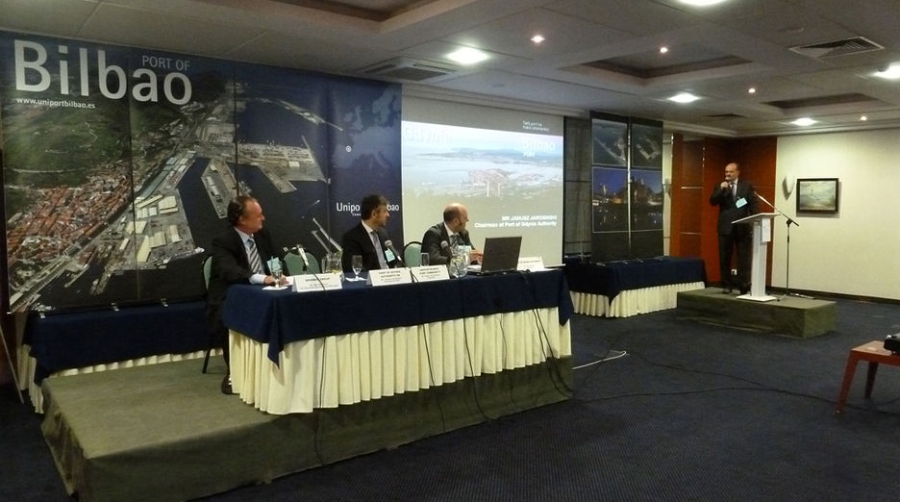 La comunidad portuaria de Bilbao promueve en Polonia los beneficios de su log&iacute;stica intermodal