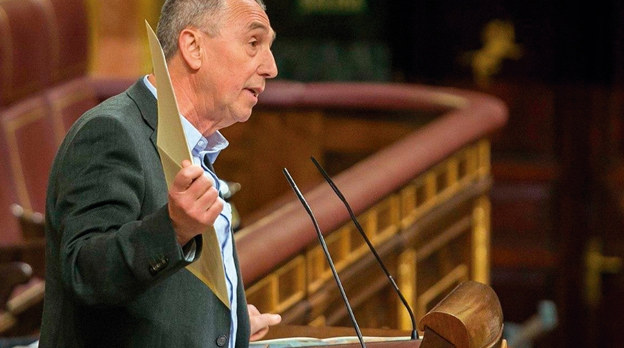 Joan Baldov&iacute;, diputado de M&eacute;s Comprom&iacute;s, en un momento de su intervenci&oacute;n.