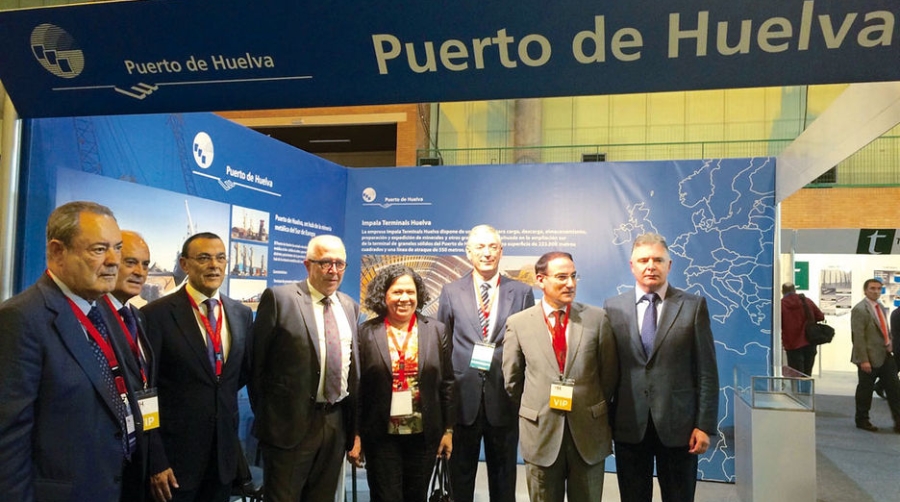 El Puerto de Huelva se promociona como hub de la miner&iacute;a met&aacute;lica del sur de Europa en el MMH