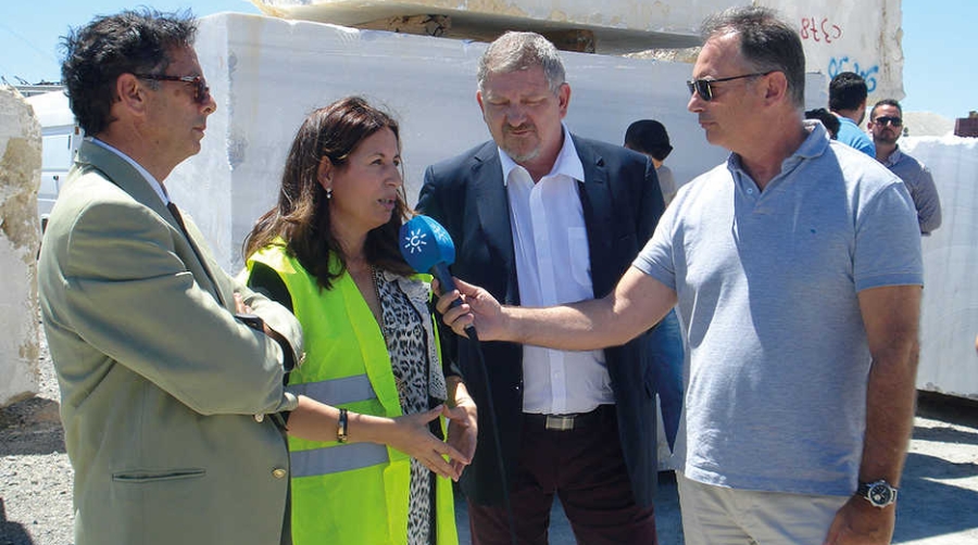 El servicio regular de piedra entre los puertos de Izmir y Almer&iacute;a se consolida