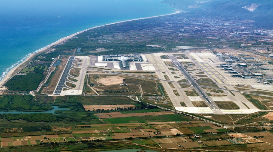 Salvadó: “La propuesta de Foment pone en riesgo el presente y futuro del Port de Barcelona”