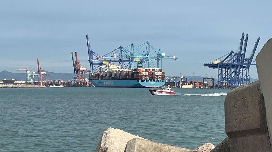 El tráfico import/export de contenedores retrocedió un 6%.