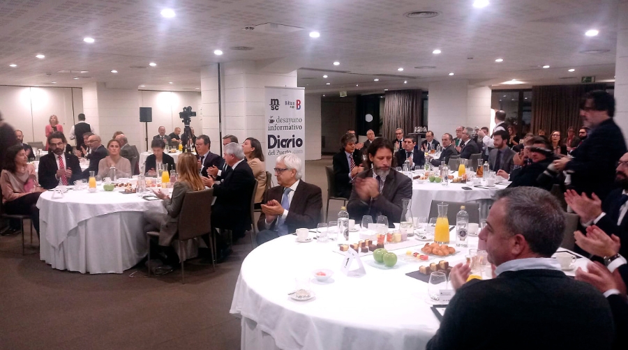 Diario del Puerto re&uacute;ne a la comunidad log&iacute;stica de Bilbao en un Desayuno Informativo con Ricardo Barkala