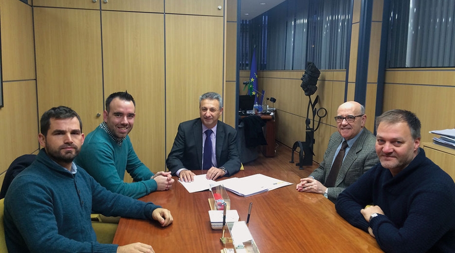 PortCastell&oacute;, Ayuntamiento y Generalitat crean unos ciclos formativos mar&iacute;timo-pesqueros