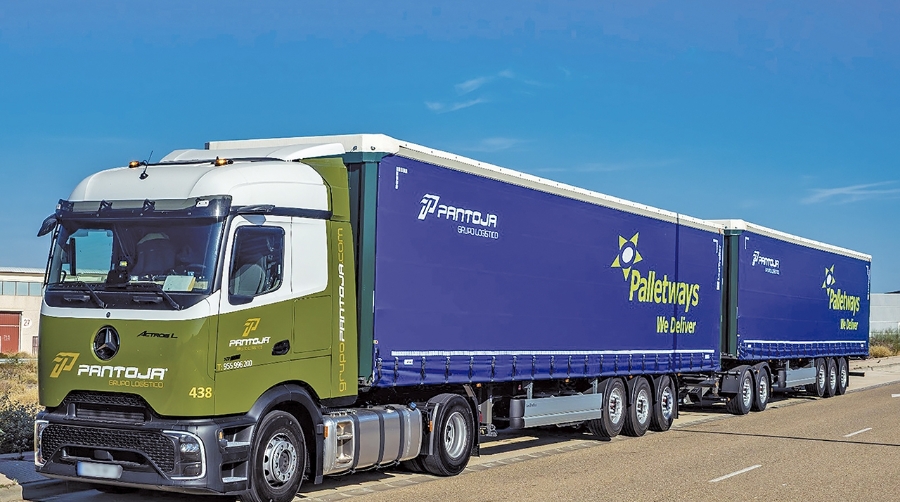 El operador logístico aumentará de forma paulatina su flota de duotráileres.