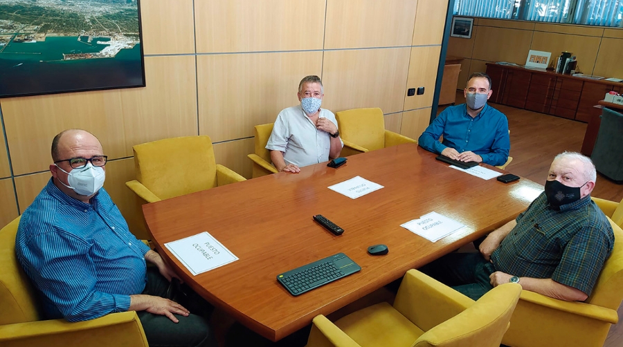 Rafa Sim&oacute;, presidente de la AP de Castell&oacute;n reconoce la labor de Stella Maris en PortCastell&oacute;.