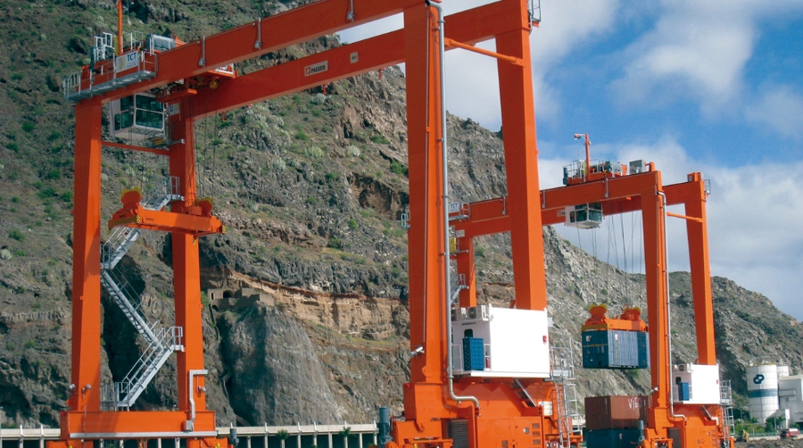Paceco introduce el hidr&oacute;geno en sus gr&uacute;as portacontenedores