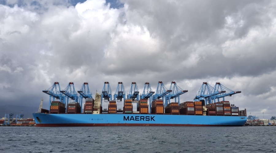 11 grúas han operado simultáneamente en el buque “Manila Maersk”.