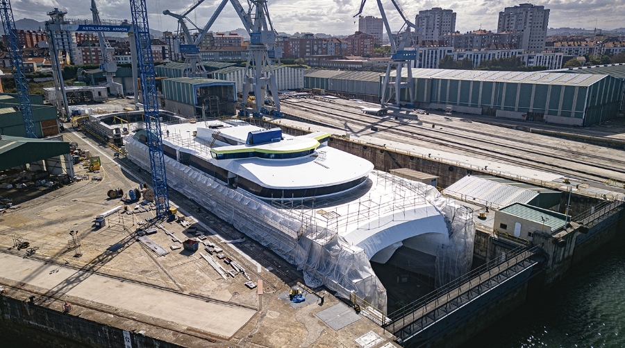 El catamarán se está construyendo en los Astilleros Armón de Gijón.