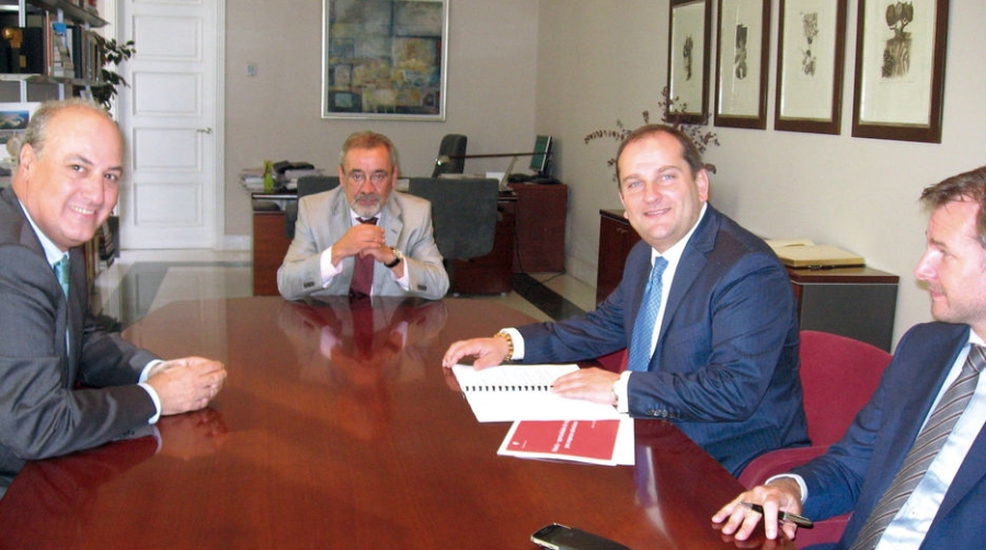 Cierval recibe al embajador de Polonia
