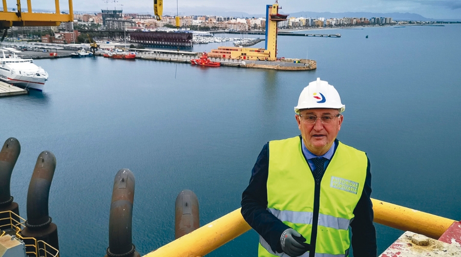 &ldquo;Un puerto sin conexi&oacute;n con el ferrocarril est&aacute; abocado a no seguir creciendo&quot;