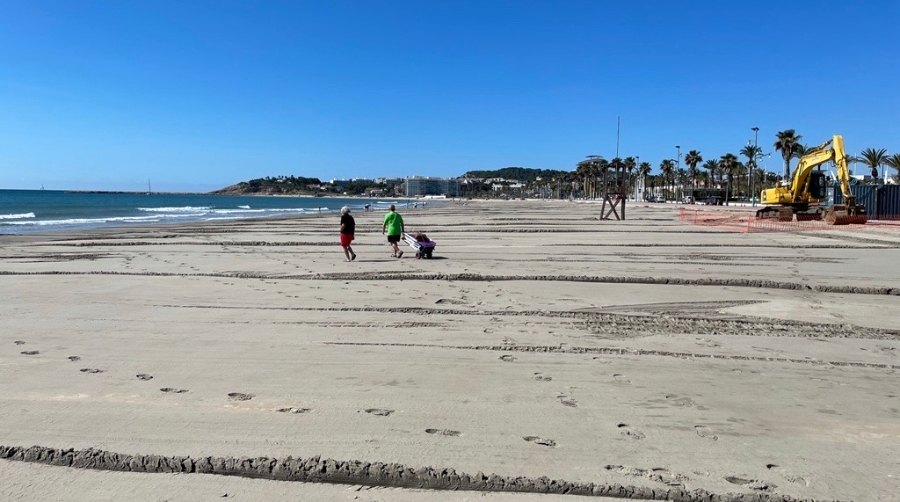 Port de Tarragona finaliza la regeneraci&oacute;n de la playa de La Pineda