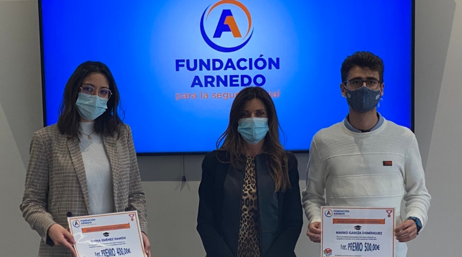 La Fundaci&oacute;n Arnedo lanza la primera edici&oacute;n de Becas para libros y material escolar y excelencia acad&eacute;mica.