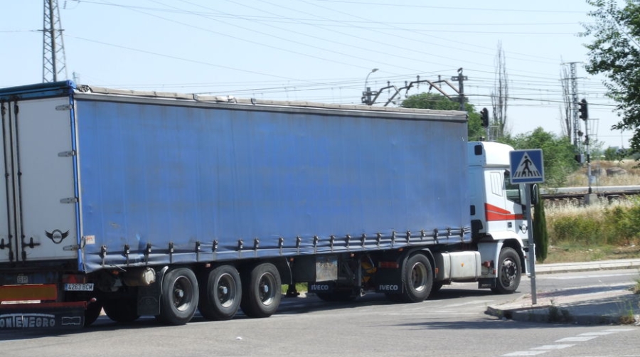 DBK augura que el transporte de mercanc&iacute;as por carretera volver&aacute; a crecer por fin en 2014
