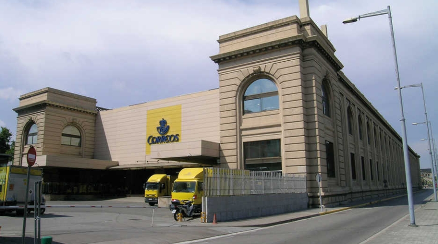 Centro de Clasificación Postal Colón de Correos en Barcelona.