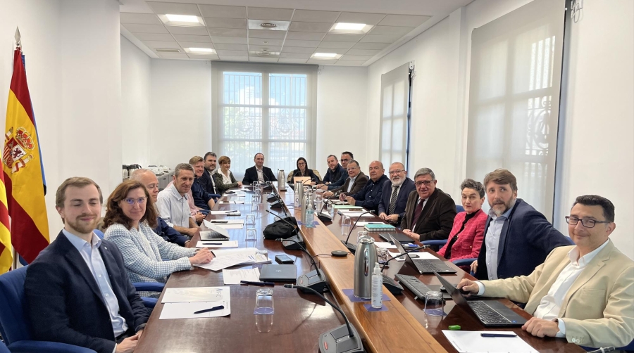 Valenciaport y ANFAC estrechan lazos para potenciar el tráfico de vehículos