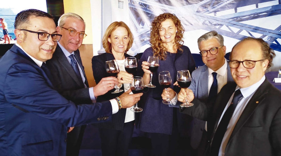 El feeder de MSC Almer&iacute;a-Valencia se presenta como una oportunidad para sector exterior andaluz