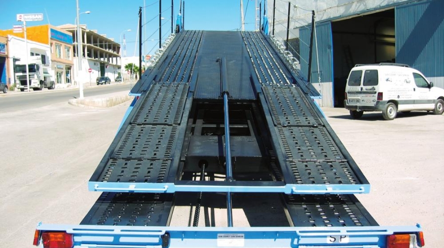 La industria de la automoción insta al sector logístico a profundizar en su digitalización