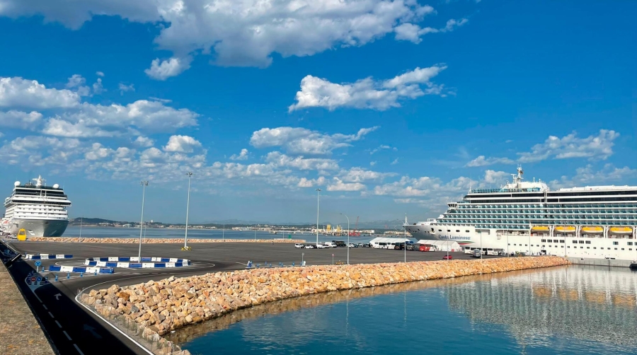 Los cruceros “Riviera” y “Costa Luminosa” llegan al Moll de Balears del Port de Tarragona