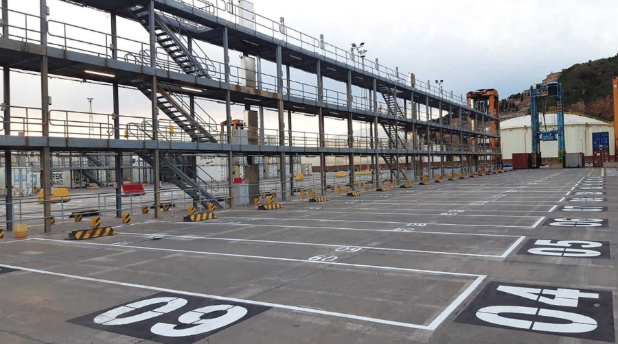 APM Terminals Barcelona instala 152 nuevas conexiones frigor&iacute;ficas para contenedores