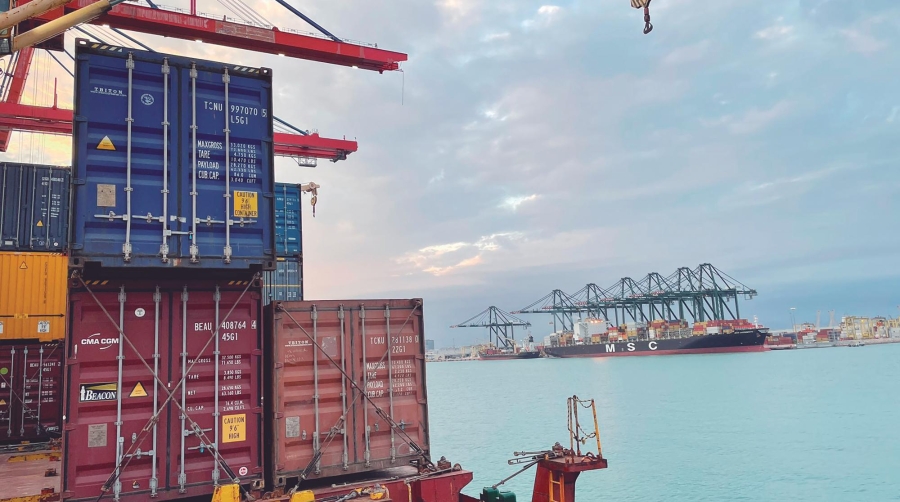 Las mercancías con origen o destino en China superaron los 6,6 millones de toneladas en Valenciaport entre enero y octubre. Foto D. P.