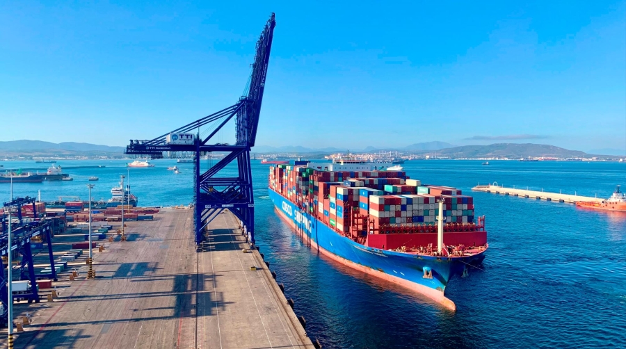 TTIA recibe por primera vez al portacontenedores “Cosco Shipping Taurus”