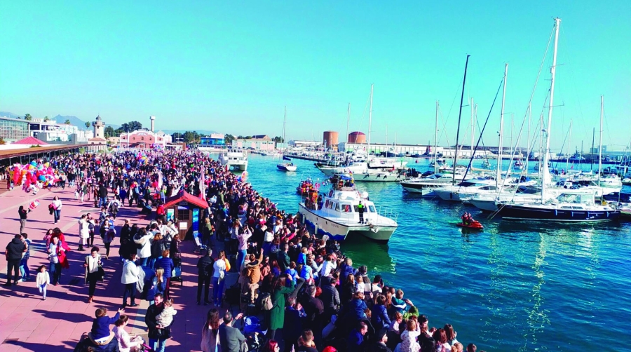 La llegada de los Reyes Magos al puerto de Castellón es un evento muy especial para el Grao de Castellón.